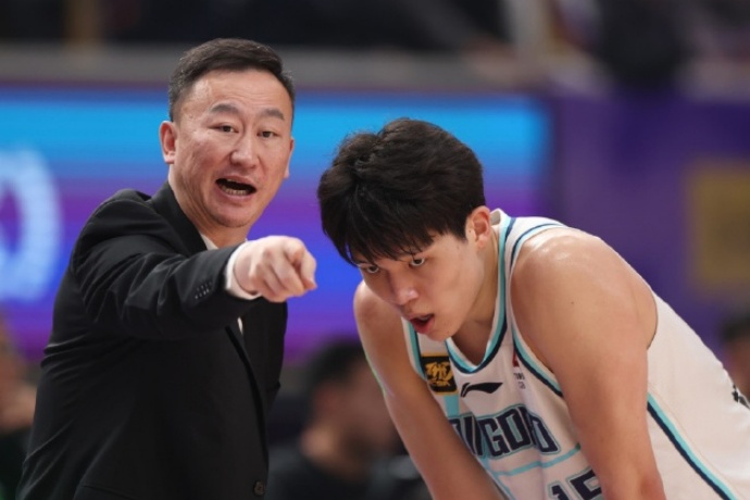 杨瀚森选秀预测小幅下滑至24顺位，雷霆或成潜在下家  